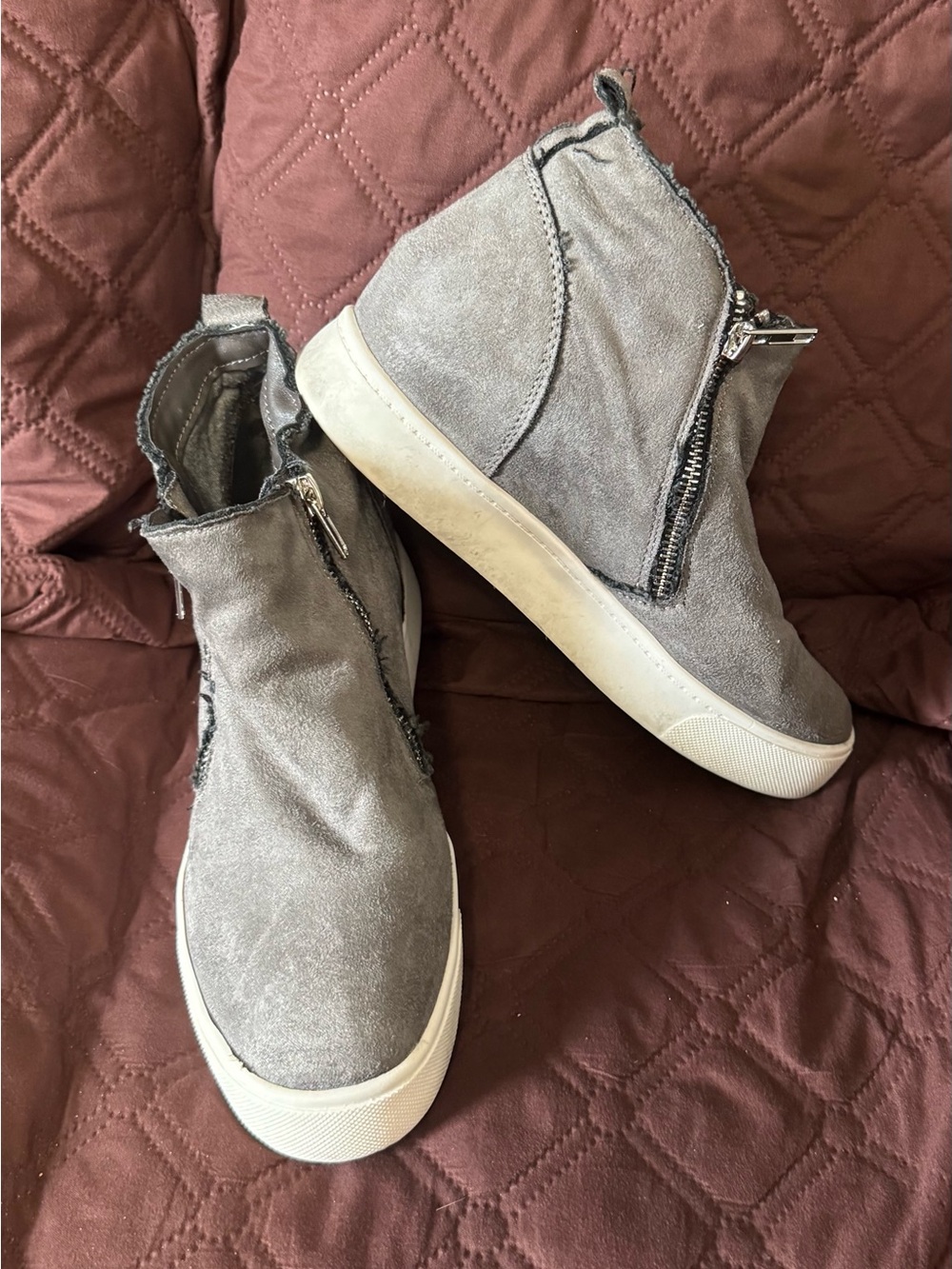 Time and Tru Gray Suede Zipper Ankle Sneakers
